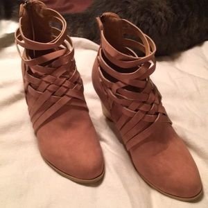 NWOB Pink Booties sz 38